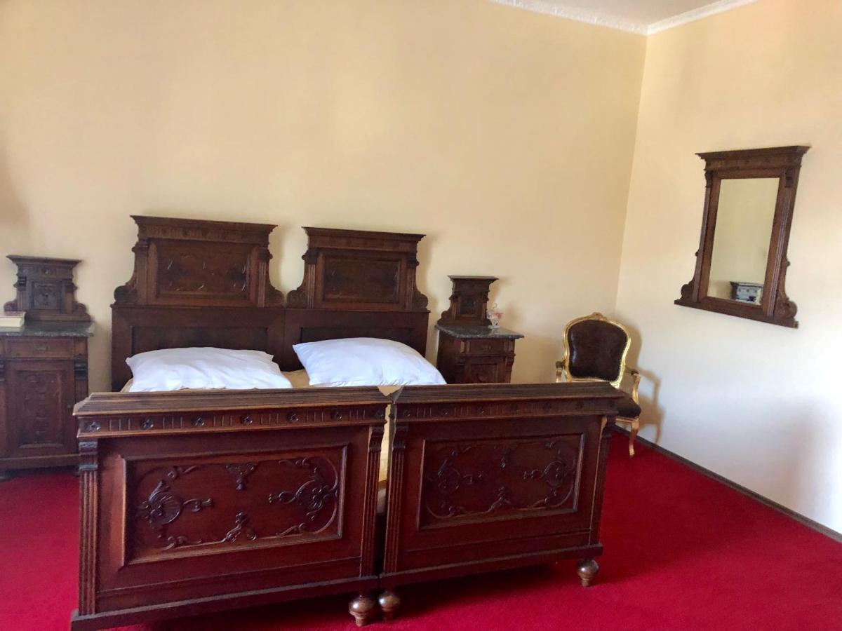Lambach Villa เมือร์ซซุชลาก ภายนอก รูปภาพ
